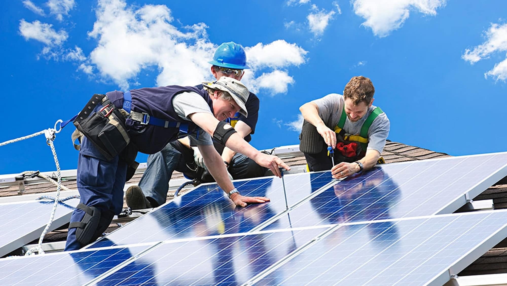 Solar-Panel-Installation-Process