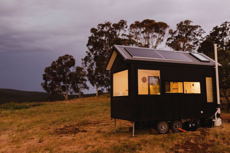 Read more about the article Off-Grid Solar System