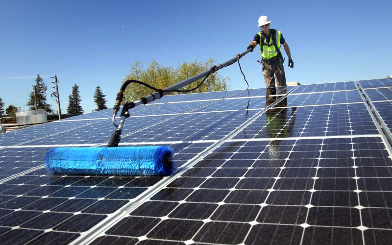 Solar PV Panel Cleaning per Panel - Image 3
