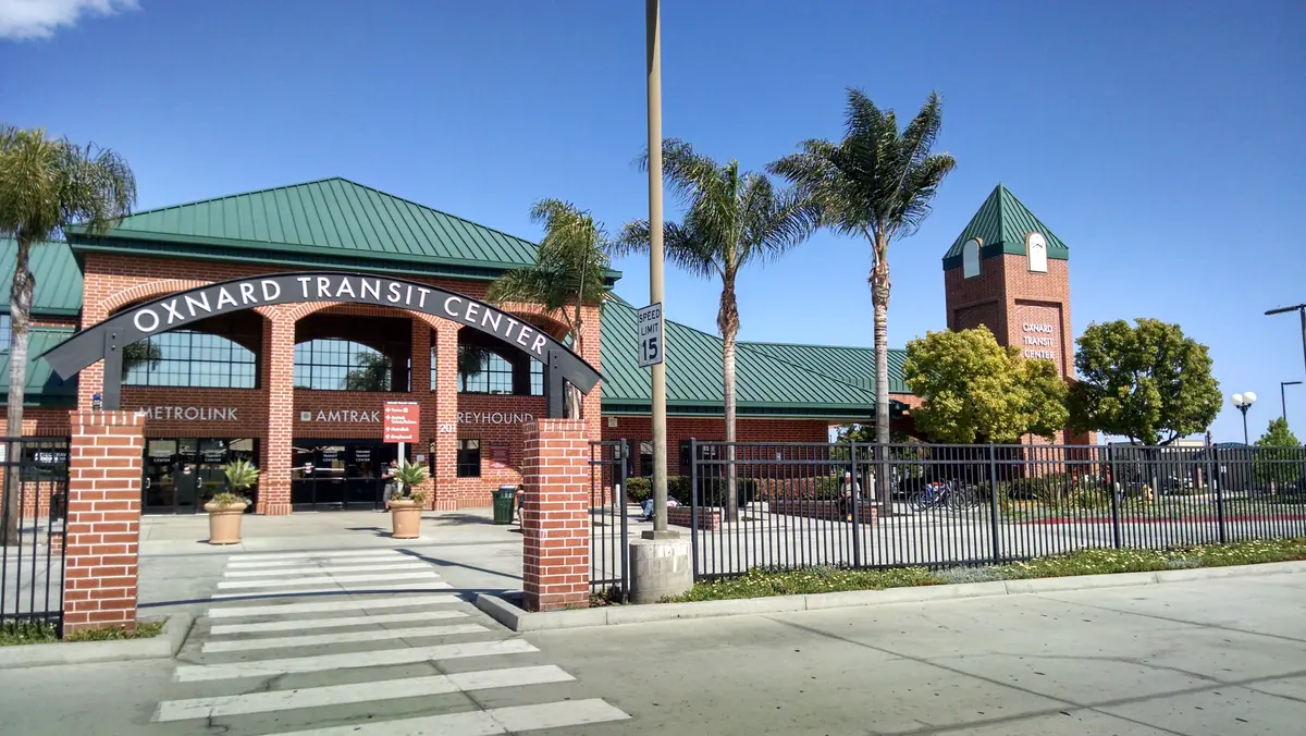 Oxnard Transit Center, Oxnard